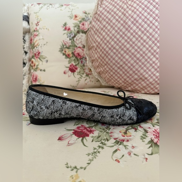 Authentic Chanel ballet flats. - Picture 5 of 13